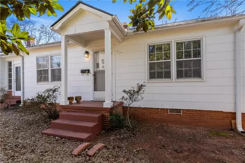 418 Cherry St, Pendleton, SC 29670 photo 3