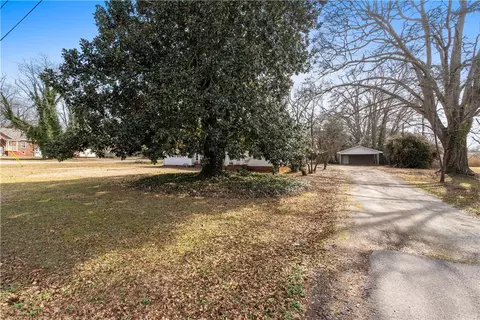 418 Cherry St, Pendleton, SC 29670 photo 38