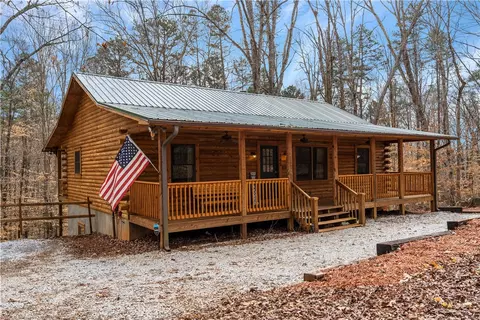 345 Knox Cove Rd, Westminster, SC 29693