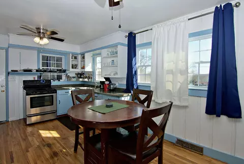 109 E Smith Dr, Pickens, SC 29671 photo 5