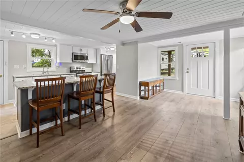 Entry Way - 910 White Cut Rd, Walhalla, SC 29691 photo 2 of 2