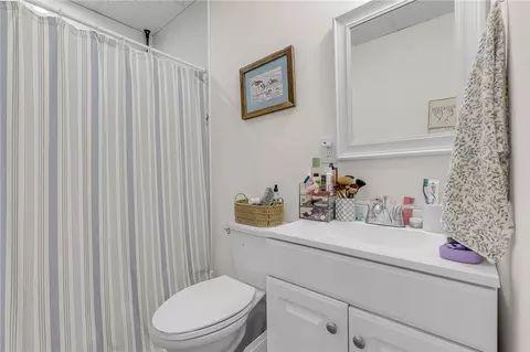 Bath - 204 Pine St, Clemson, SC 29631 photo 5 of 5