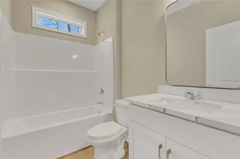 Bath - 115 Hibiscus Dr, Easley, SC 29642 photo 1 of 4