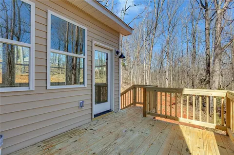 Exterior - 115 Hibiscus Dr, Easley, SC 29642 photo 5 of 6