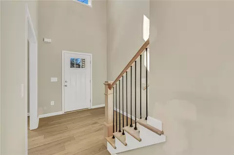 Entry Way - 115 Hibiscus Dr, Easley, SC 29642 photo 2 of 7