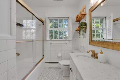 111 Mcbee Ave, Easley, SC 29640 photo 16