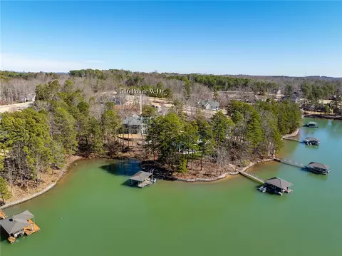View/Area - 516 Pointe West Dr, Seneca, SC 29672 photo 3 of 5