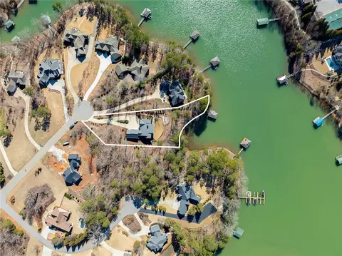 View/Area - 516 Pointe West Dr, Seneca, SC 29672 photo 1 of 5