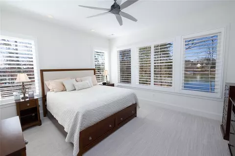 Bedroom - 516 Pointe West Dr, Seneca, SC 29672 photo 1 of 5