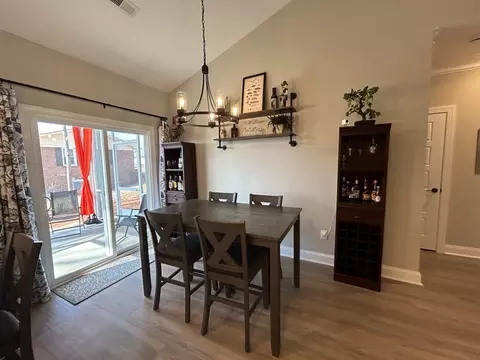 Dining - 504 B Minor St, Seneca, SC 29678 photo 4 of 5