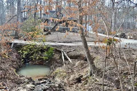 Exterior - 110 Singing Waters Dr, Seneca, SC 29672 photo 8 of 17