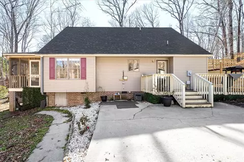 Exterior - 110 Singing Waters Dr, Seneca, SC 29672 photo 10 of 17