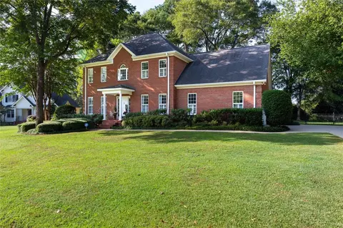 106 Lockmere Ct, Easley, SC 29642 photo 2