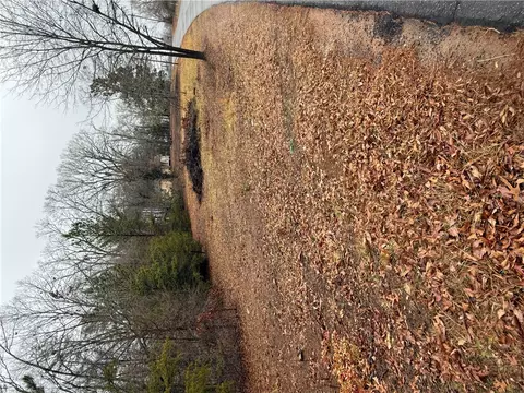 125 B D Johnston Rd, Central, SC 29630 photo 5