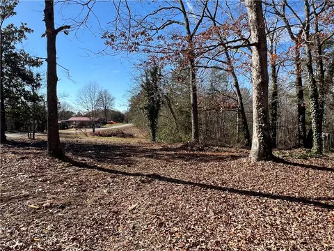 125 B D Johnston Rd, Central, SC 29630 photo 2