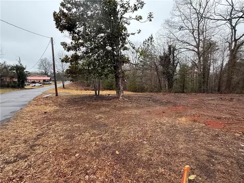 125 B D Johnston Rd, Central, SC 29630 photo 4