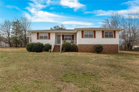 220 Goodrich St, Honea Path, SC 29654