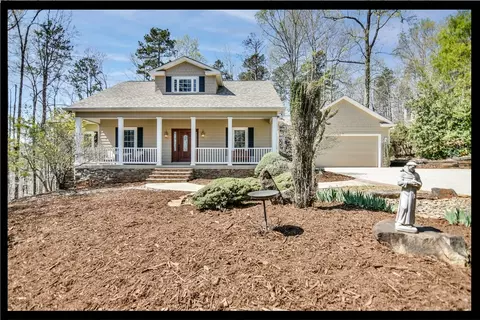 16 Iron Clad Dr, Salem, SC 29676