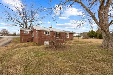 13062 Highway 25 Hwy, Honea Path, SC 29654 photo 22