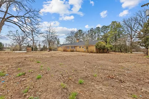 Exterior - 2213 E River St, Anderson, SC 29621 photo 5 of 7