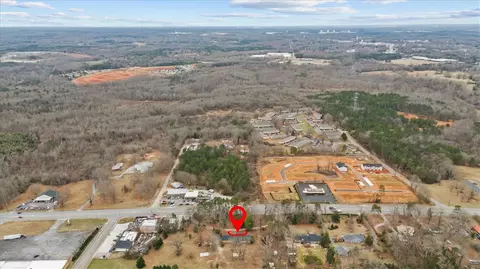 View/Area - 2213 E River St, Anderson, SC 29621 photo 4 of 5