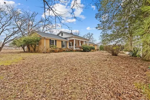 Exterior - 2213 E River St, Anderson, SC 29621 photo 2 of 7