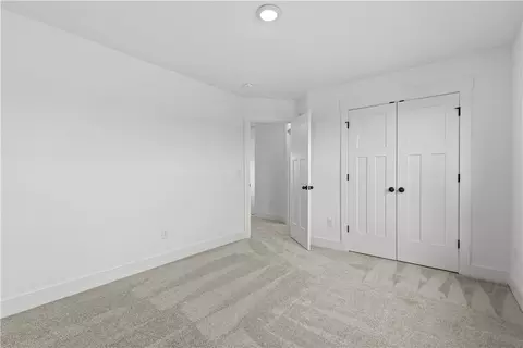 Bedroom - 118 Wells Crossing Ln, Seneca, SC 29678 photo 6 of 9