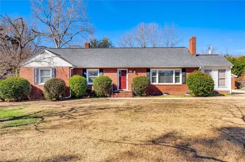 17 Austin St, Williamston, SC 29697