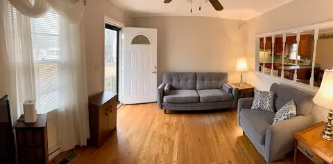 118 Carson Dr, Starr, SC 29684 photo 2