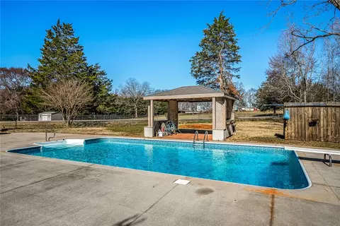 Exterior - 1503 Levis Smith Rd, Pendleton, SC 29670 photo 6 of 6