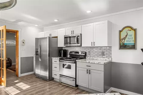 Kitchen - 1503 Levis Smith Rd, Pendleton, SC 29670 photo 3 of 4