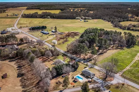 View/Area - 1503 Levis Smith Rd, Pendleton, SC 29670 photo 2 of 5