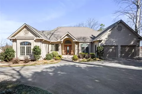 806 Marina Pointe Ct, Seneca, SC 29672
