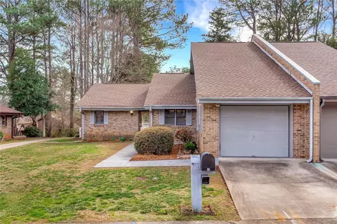 10 Birch Pl, Clemson, SC 29631