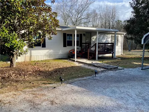 104 Coyote Ln, Iva, SC 29655
