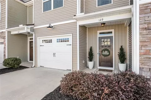 129 Rushing Creek Ln, Piedmont, SC 29673