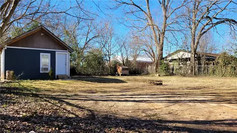 Exterior - 25 E Central Ave, Iva, SC 29655 photo 3 of 5