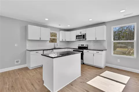 Kitchen - 1507 Bennett Dr, Anderson, SC 29621 photo 1 of 5