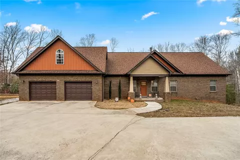 321 Teakwood Dr, Easley, SC 29640