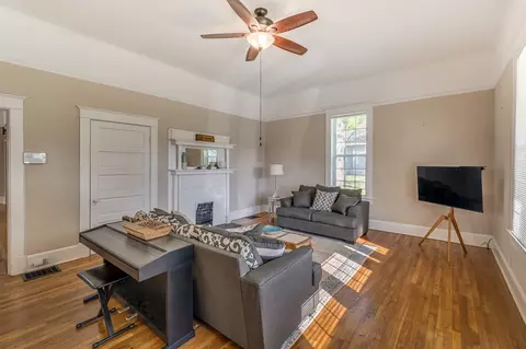 903 S 5th St, Easley, SC 29640 photo 12