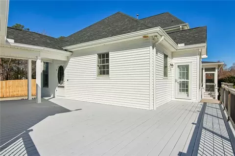 Exterior - 115 Wenlock Ct, Easley, SC 29642 photo 7 of 14