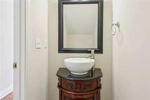 Bath - 115 Wenlock Ct, Easley, SC 29642 photo 1 of 5