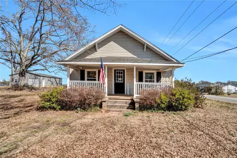 2709 Pelzer Hwy, Easley, SC 29642