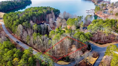 201 Wild Oak Ct, Seneca, SC 29672