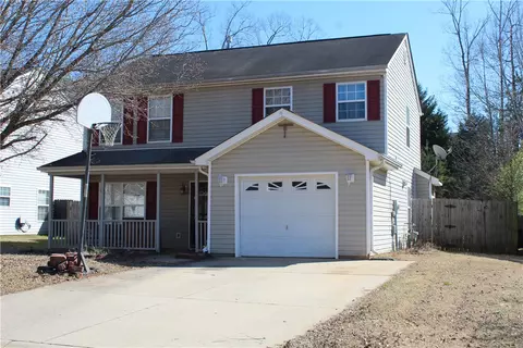 281 Rivers Edge Dr, Easley, SC 29642