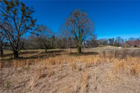 1810 Reid School Rd, Taylors, SC 29687