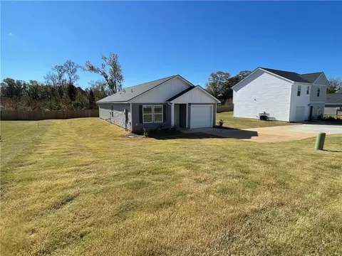 112 Dixie Dr, Anderson, SC 29624