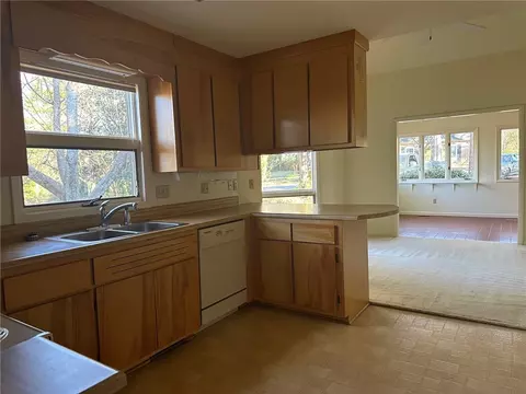 Kitchen - 98 Brookhaven Dr, Clemson, SC 29631 photo 2 of 2