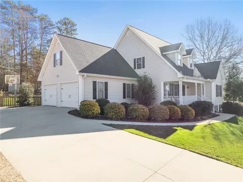 105 Ridgestone Dr, Central, SC 29630 photo 4