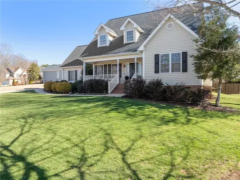 105 Ridgestone Dr, Central, SC 29630 photo 3